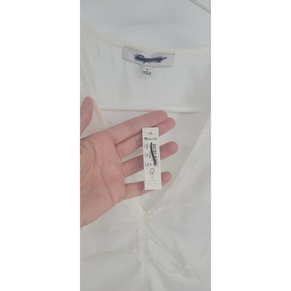 NWT Brushed Ruched-Front Top White Size 2 Retail $88 - Picture 3 of 5